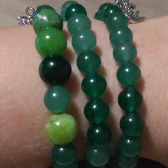 3 Jade and Aventurine Bracelets - Picture 4 of 4